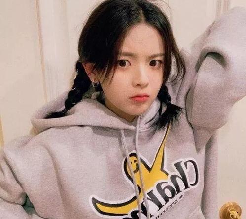 吃瓜协会杨超越,吃瓜协会的焦点与现象级偶像