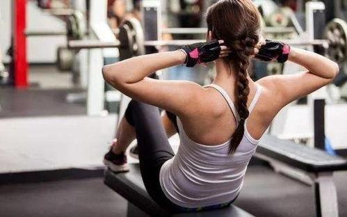 吃瓜健身程女士